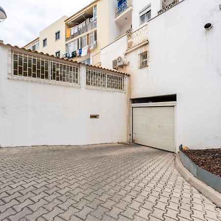 Peaceful 1 Bdr Apartment W/ Balcony By Lovelystay Almancil Extérieur photo